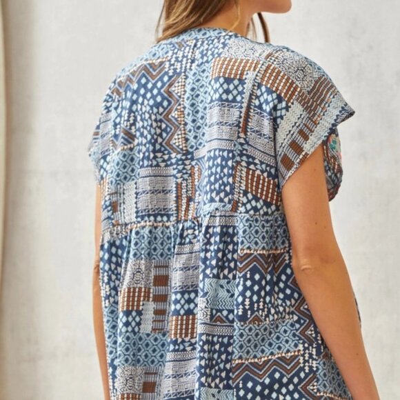 Savanna Jane Print Babydoll Top with Floral Embroidery - NWT - Size S - Picture 2 of 2